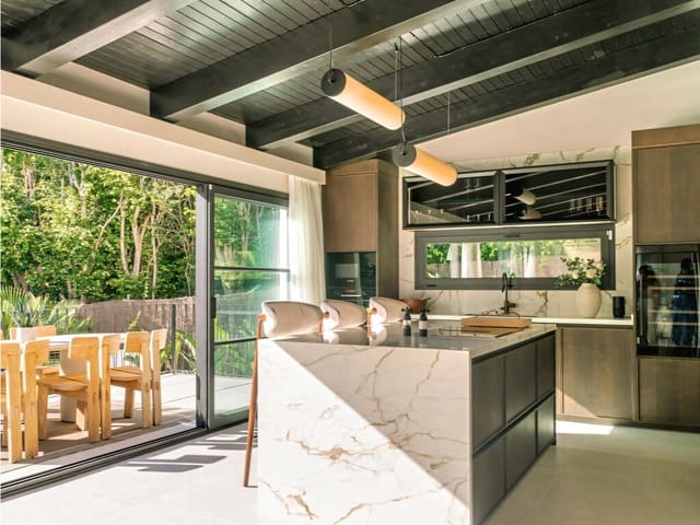 5 chambre Villa/Maison à vendre à Nueva Andalucia, Marbella avec piscine garage - 4 290 000 € (Ref: 10025182)