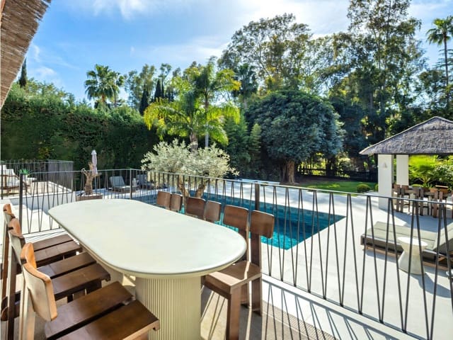 5 chambre Villa/Maison à vendre à Nueva Andalucia, Marbella avec piscine garage - 4 290 000 € (Ref: 10025182)