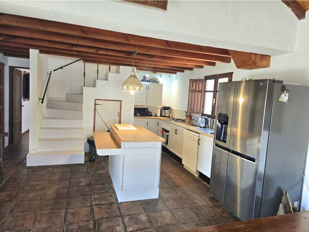 3 soverom Villa til salgs i Monda med svømmebasseng garasje - € 549 000 (Ref: 10026883)