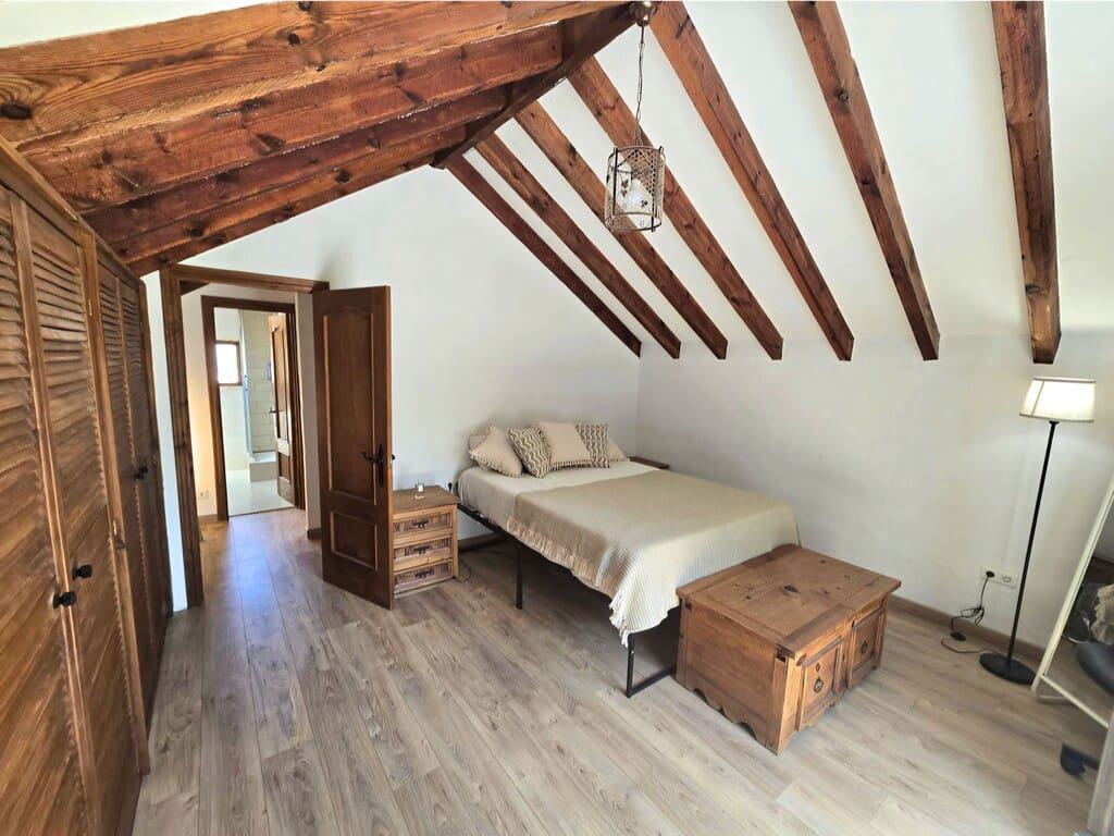 3 soverom Villa til salgs i Monda med svømmebasseng garasje - € 549 000 (Ref: 10026883)