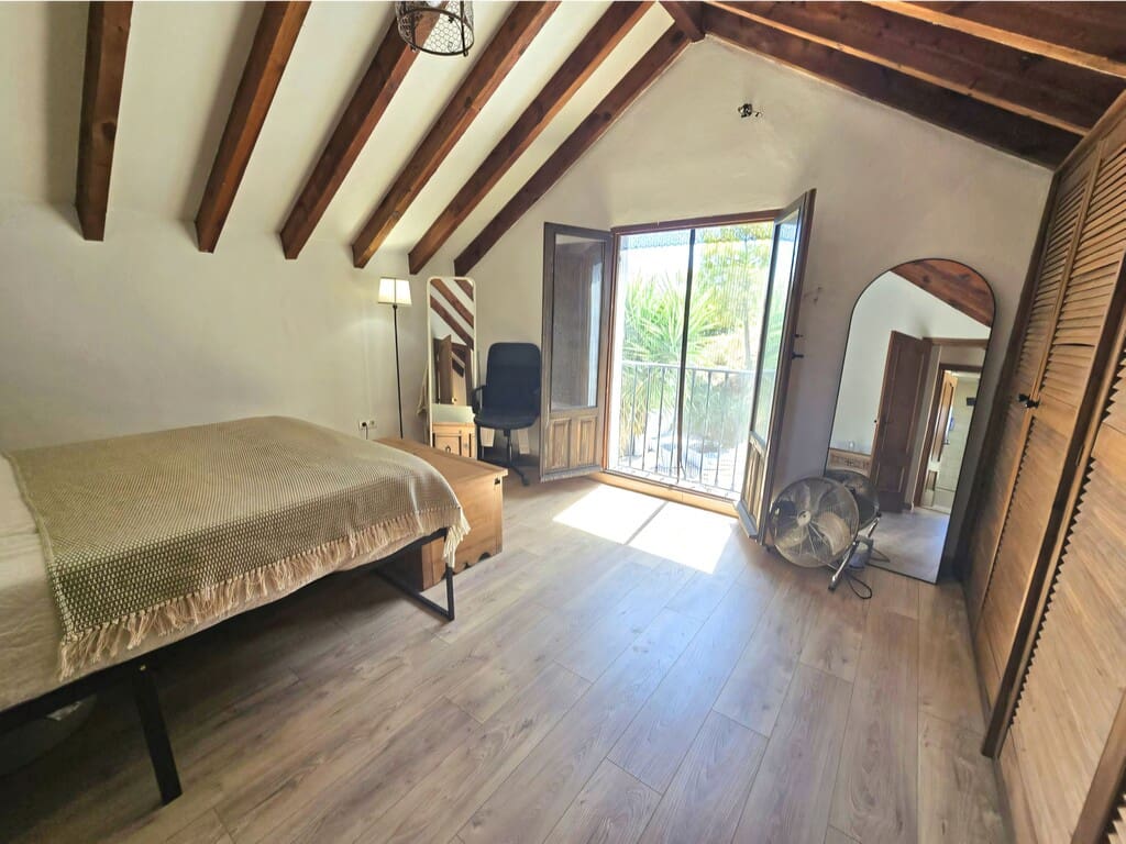 3 soverom Villa til salgs i Monda med svømmebasseng garasje - € 549 000 (Ref: 10026883)