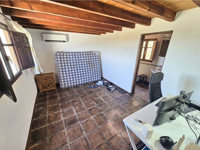 3 soverom Villa til salgs i Monda med svømmebasseng garasje - € 549 000 (Ref: 10026883)