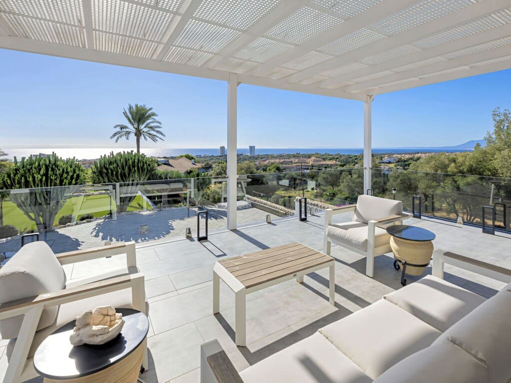 7 sypialnia Willa na sprzedaż w Elviria z basenem garażem - 4 200 000 € (Ref: 10027820)