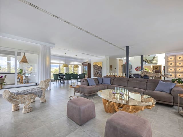 7 sypialnia Willa na sprzedaż w Elviria, Marbella z basenem garażem - 4 200 000 € (Ref: 10027820)