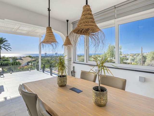 7 sypialnia Willa na sprzedaż w Elviria, Marbella z basenem garażem - 4 200 000 € (Ref: 10027820)