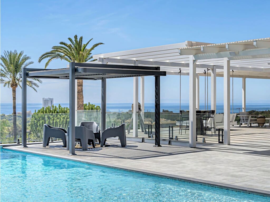 7 sypialnia Willa na sprzedaż w Elviria z basenem garażem - 4 200 000 € (Ref: 10027820)