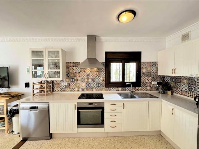 6 quarto Moradia para venda em La Cala de Mijas, Mijas com piscina - 1 495 000 € (Ref: 10027821)