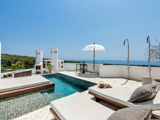 3 quarto Penthouse para venda em Marbella com piscina garagem - 2 595 000 € (Ref: 10030144)