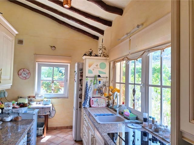 2 Zimmer Villa zu verkaufen in Benahavís mit Garage - 795.000 € (Ref: 10031561)
