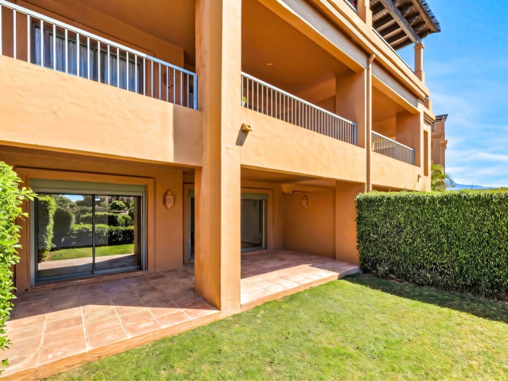 2 slaapkamer Appartement te koop in Atalaya-Isdabe met zwembad garage - € 510.000 (Ref: 10033528)
