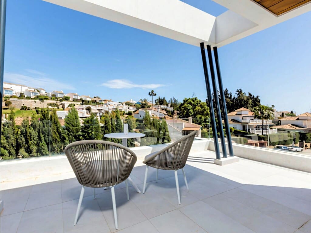 4 quarto Moradia para venda em Calahonda com piscina garagem - 1 700 000 € (Ref: 10034982)