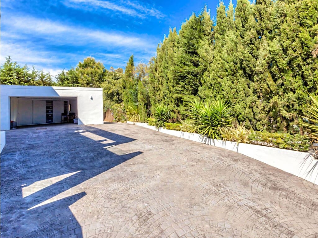 4 quarto Moradia para venda em Calahonda com piscina garagem - 1 700 000 € (Ref: 10034982)