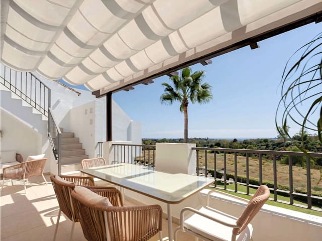 3 sovrum Takvåning till salu i Los Arqueros, Benahavís med pool garage - 799 000 € (Ref: 10037048)