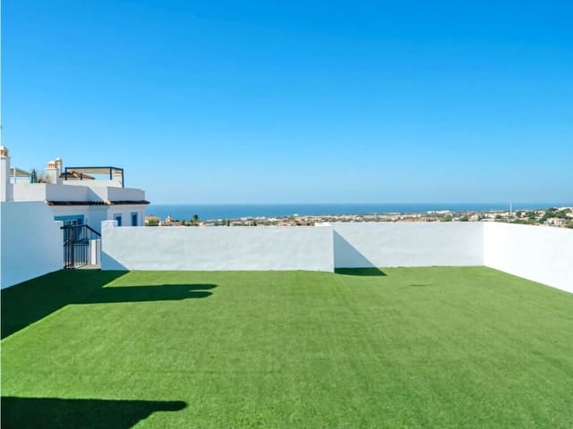 2 chambre Penthouse à vendre à Benahavís avec piscine garage - 720 000 € (Ref: 10038684)
