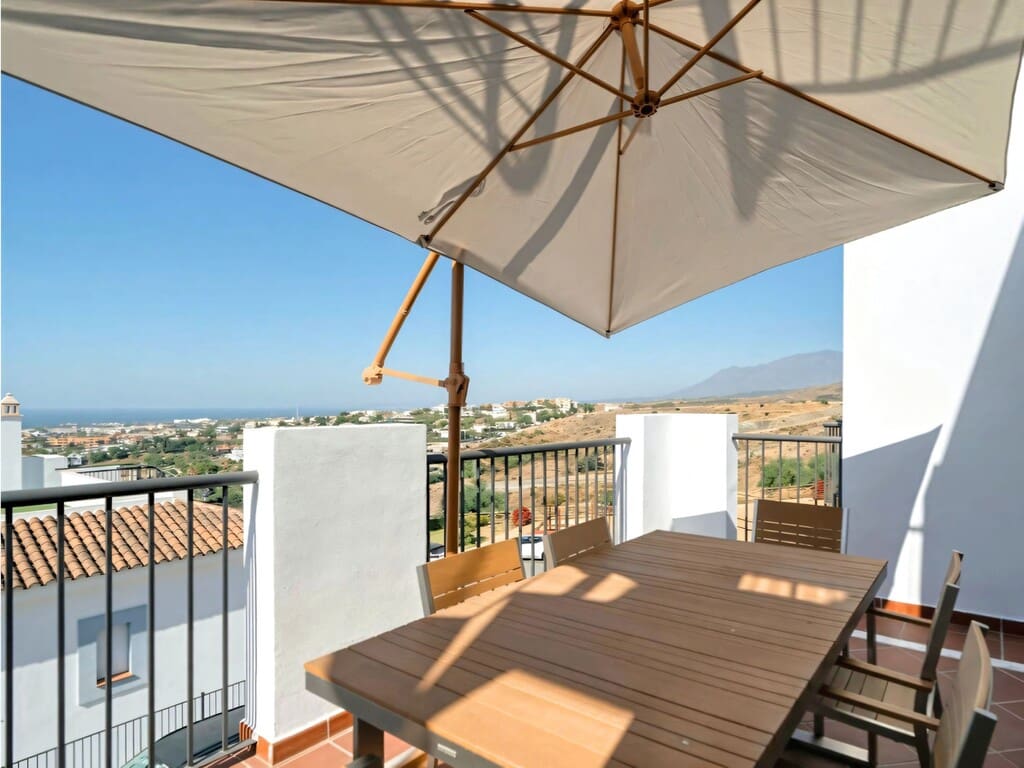 2 chambre Penthouse à vendre à Benahavis avec piscine garage - 720 000 € (Ref: 10038684)