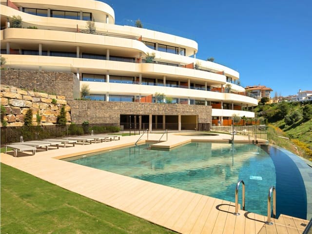 2 chambre Appartement à vendre à Fuengirola avec piscine garage - 649 000 € (Ref: 10038685)