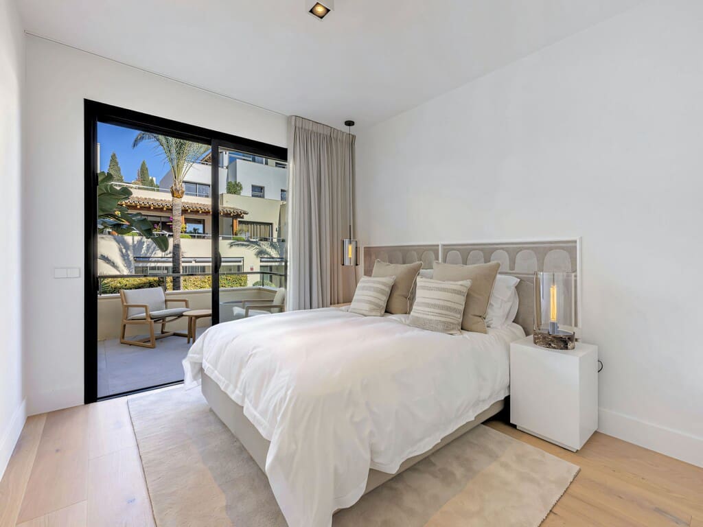 3 soverom Leilighet til salgs i Marbella med svømmebasseng garasje - € 2 190 000 (Ref: 10040694)