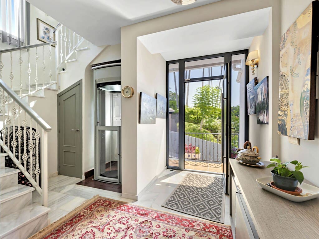 4 bedroom Villa for sale in Mijas Costa with pool garage - € 1,295,000 (Ref: 10042621)