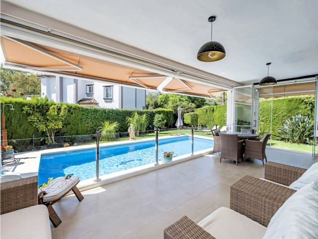 4 bedroom Villa for sale in Mijas Costa, Mijas with pool garage - € 1,295,000 (Ref: 10042621)