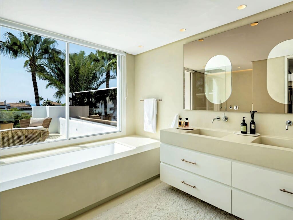 4 bedroom Penthouse for sale in Golden Mile with pool garage - € 7,895,000 (Ref: 10044599)