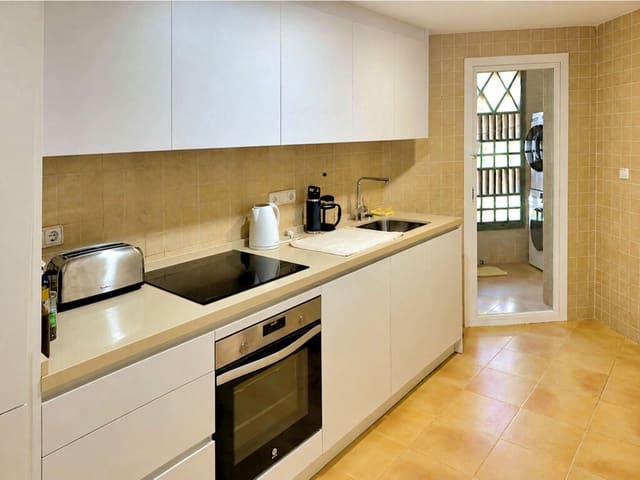 2 Zimmer Penthouse zu verkaufen in Los Arqueros, Benahavís - 499.000 € (Ref: 10044600)