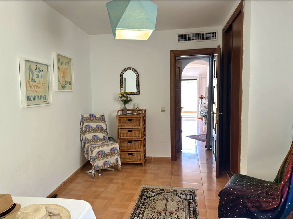 2 bedroom Penthouse for sale in Fuengirola - € 420,000 (Ref: 10046947)