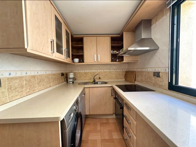 2 bedroom Penthouse for sale in Fuengirola - € 420,000 (Ref: 10046947)