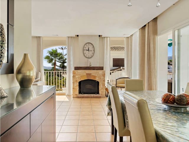 4 soveværelse Villa til salg i Coín med swimmingpool garage - € 549.000 (Ref: 10048852)