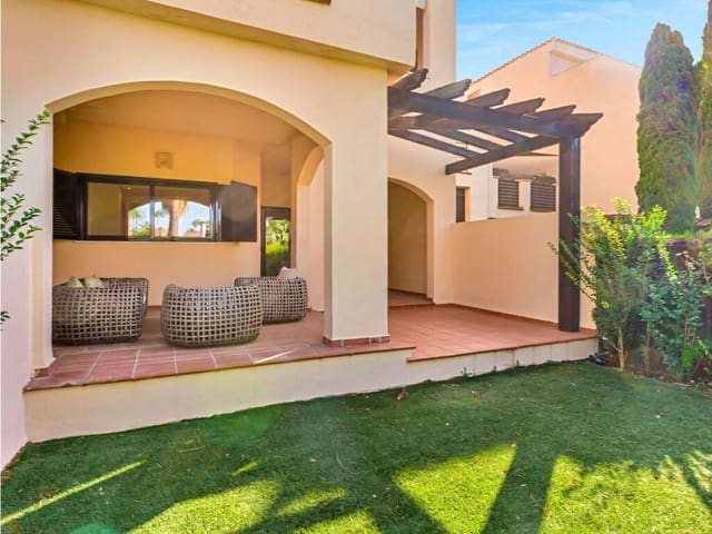 2 sovrum Lägenhet till salu i Puerto Banus, Marbella med pool garage - 825 000 € (Ref: 10048853)