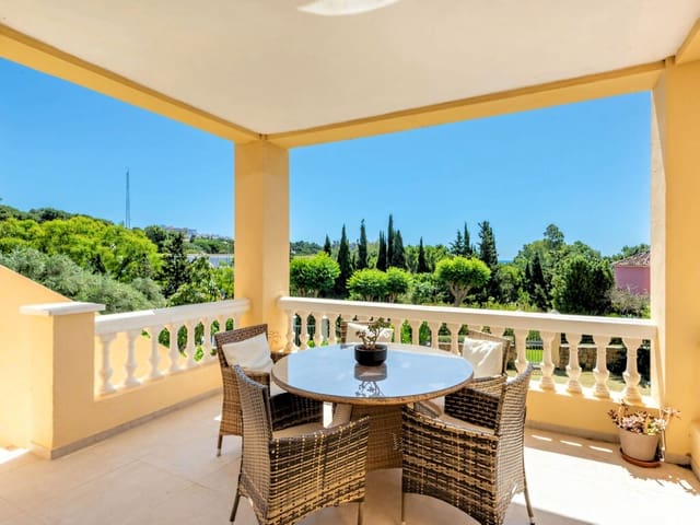 5 bedroom Townhouse for sale in Estepona with pool garage - € 1,400,000 (Ref: 10048854)