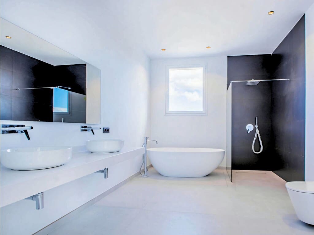 4 slaapkamer Villa te koop in La Mairena met zwembad garage - € 1.980.000 (Ref: 10054816)