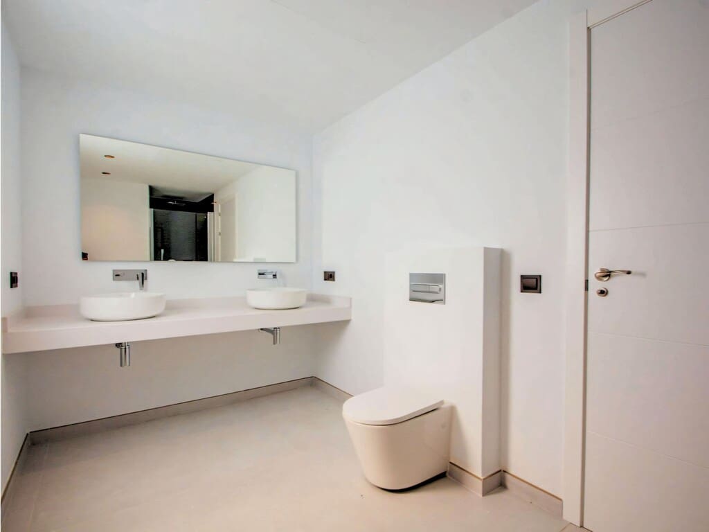 4 slaapkamer Villa te koop in La Mairena met zwembad garage - € 1.980.000 (Ref: 10054816)