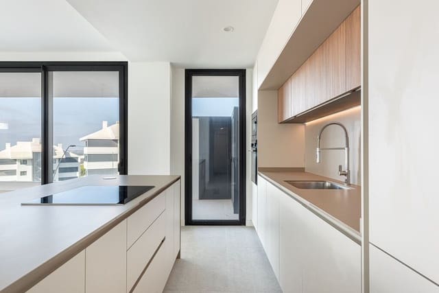 2 Zimmer Apartment zu verkaufen in Fuengirola mit Pool Garage - 599.000 € (Ref: 10061353)