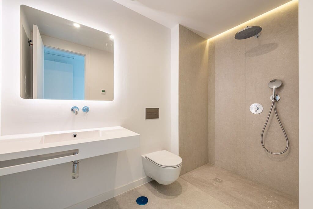 2 Zimmer Apartment zu verkaufen in Fuengirola mit Pool Garage - 599.000 € (Ref: 10061353)