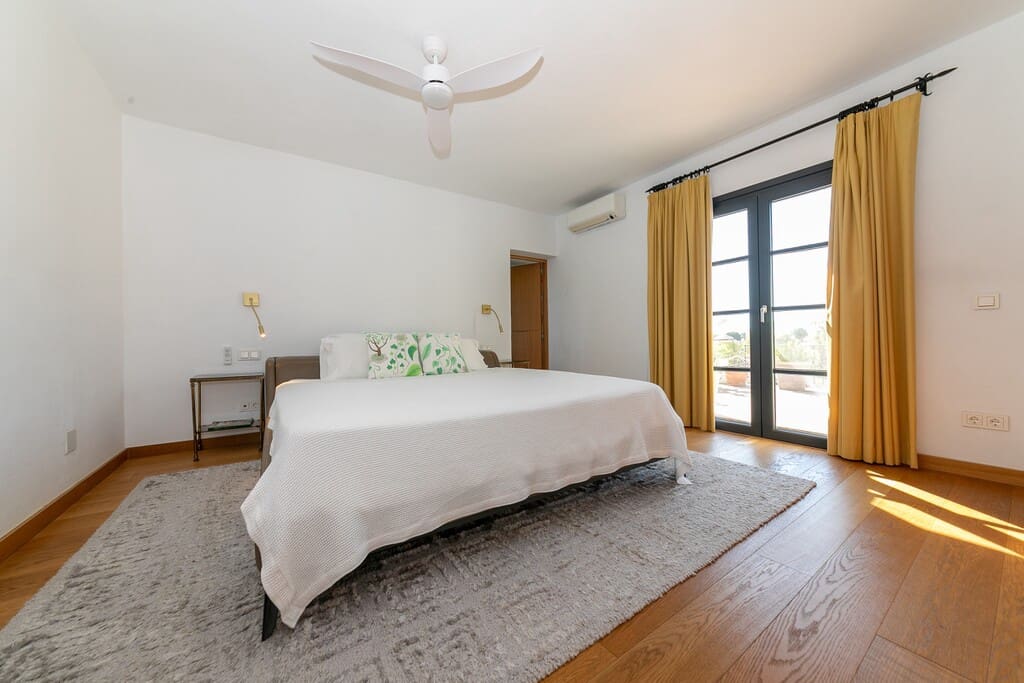 3 slaapkamer Villa te huur in San Pedro de Alcantara met zwembad garage - € 6.500 (Ref: 10063876)