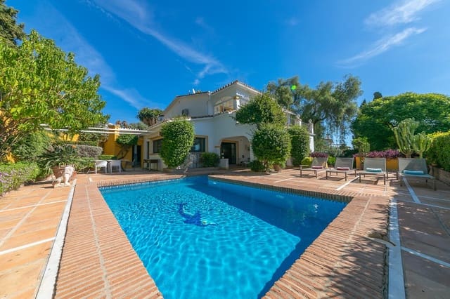 3 sypialnia Willa do wynajęcia w San Pedro de Alcantara, Marbella z basenem garażem - 6 500 € (Ref: 10063876)