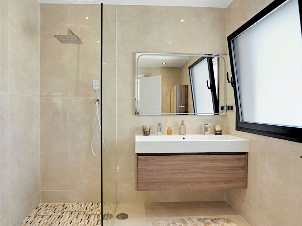 4 slaapkamer Villa te koop in Mijas Costa met zwembad garage - € 1.599.000 (Ref: 10063877)