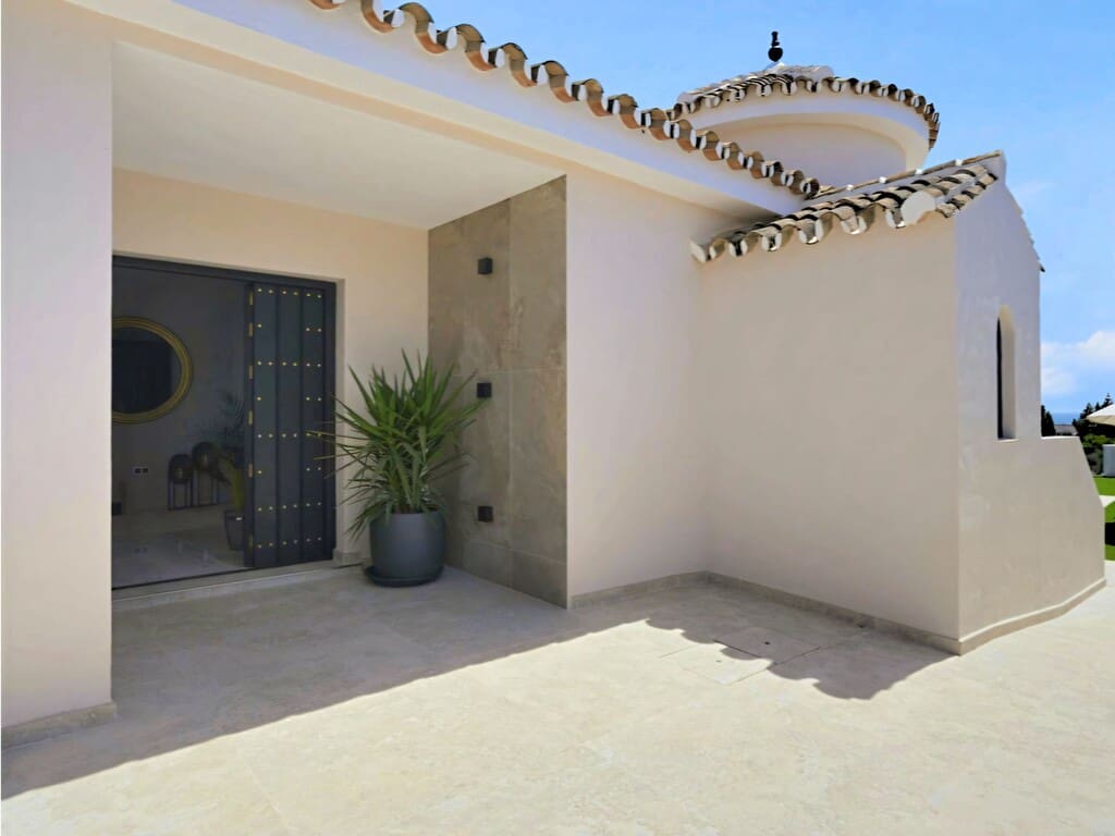 4 slaapkamer Villa te koop in Mijas Costa met zwembad garage - € 1.599.000 (Ref: 10063877)