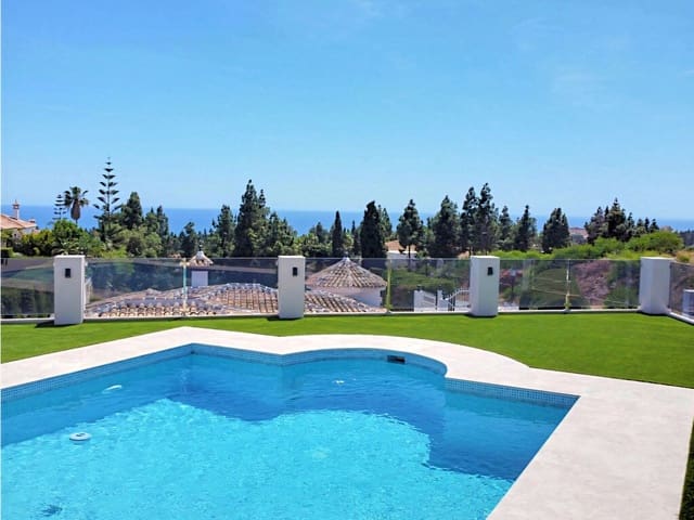 4 slaapkamer Villa te koop in Mijas Costa, Mijas met zwembad garage - € 1.599.000 (Ref: 10063877)