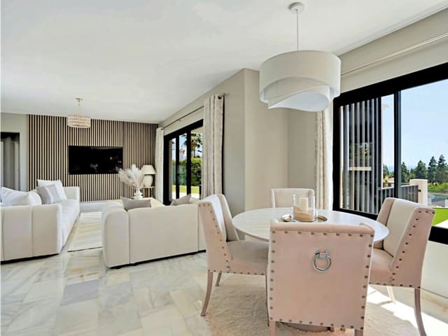 4 slaapkamer Villa te koop in Mijas Costa, Mijas met zwembad garage - € 1.599.000 (Ref: 10063877)