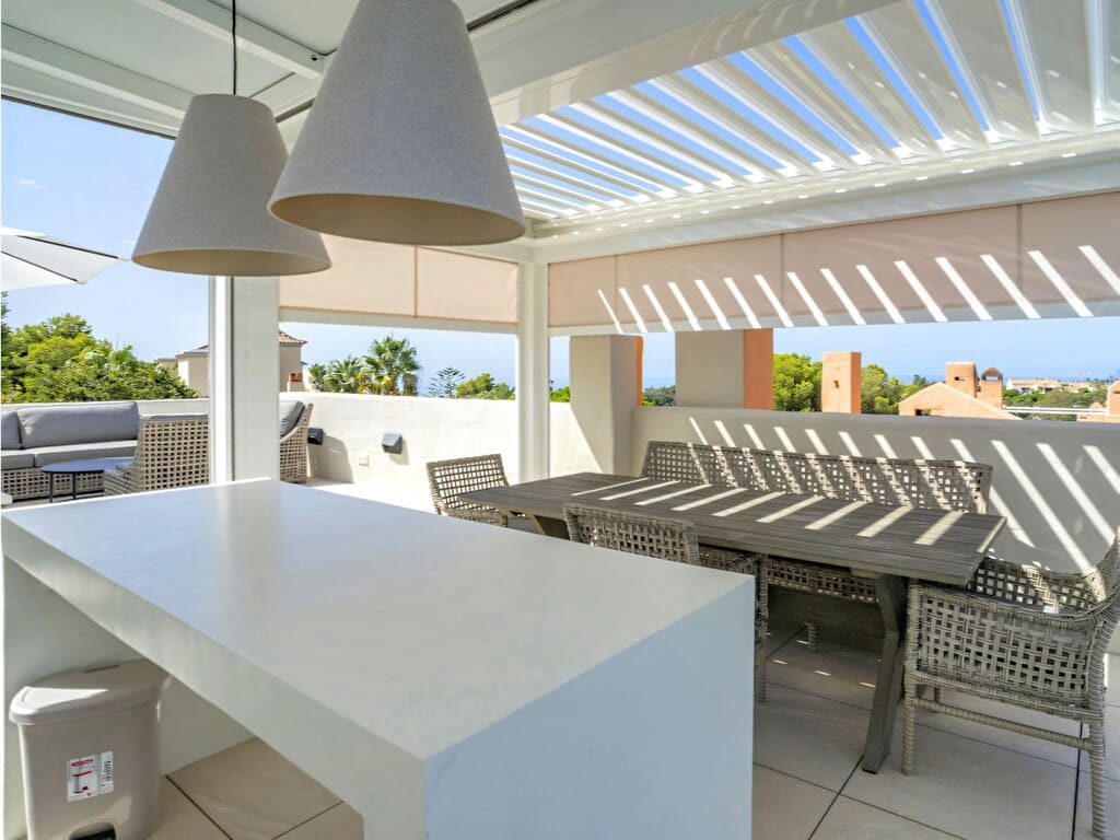 4 soveværelse Byhus til salg i Marbella med swimmingpool garage - € 660.000 (Ref: 10067170)