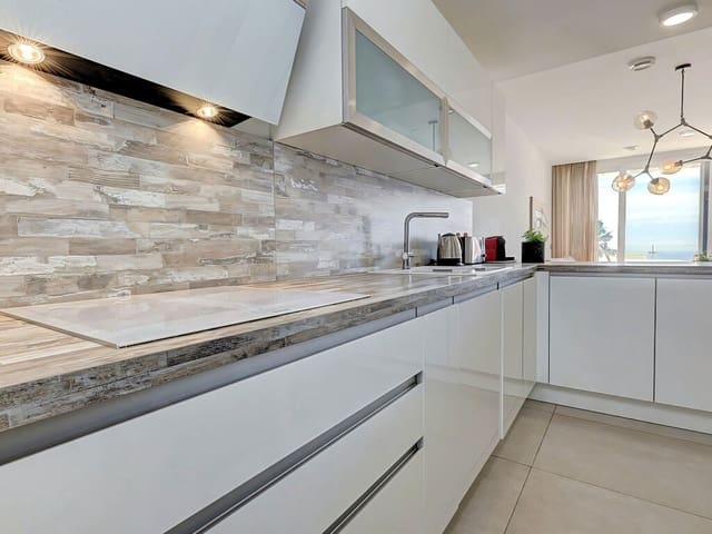 3 slaapkamer Penthouse te koop in Benalmádena met zwembad garage - € 680.000 (Ref: 10070396)