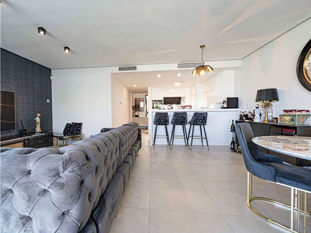 3 Zimmer Apartment zu verkaufen in Marbella mit Pool Garage - 1.350.000 € (Ref: 10077694)