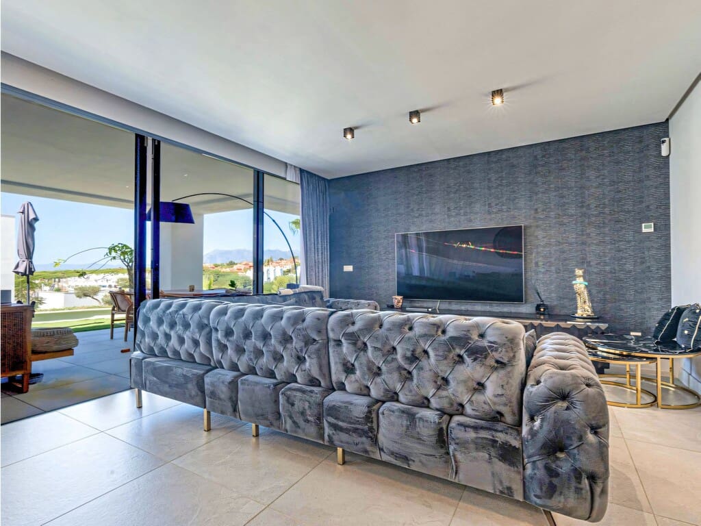 3 Zimmer Apartment zu verkaufen in Marbella mit Pool Garage - 1.350.000 € (Ref: 10077694)