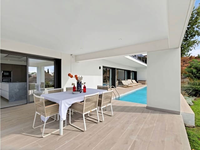 Chalet de 4 habitaciones en Torremuelle, Benalmádena en venta con piscina garaje - 2.500.000 € (Ref: 10080525)