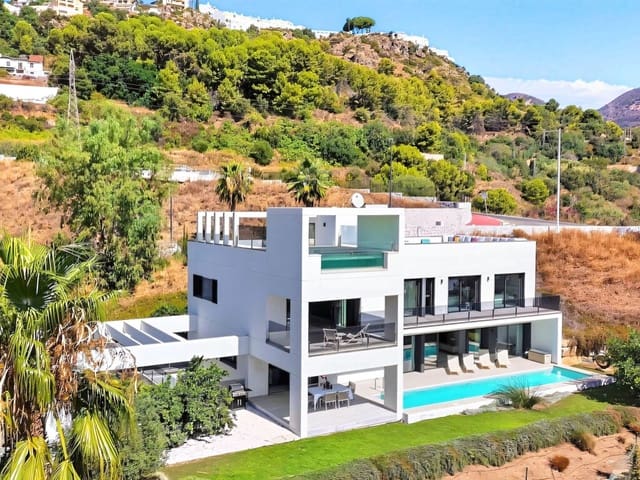 Chalet de 4 habitaciones en Torremuelle, Benalmádena en venta con piscina garaje - 2.500.000 € (Ref: 10080525)