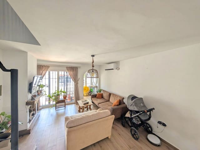 3 quarto Casa em Banda para venda em Riviera del Sol, Mijas com piscina - 415 000 € (Ref: 10085570)