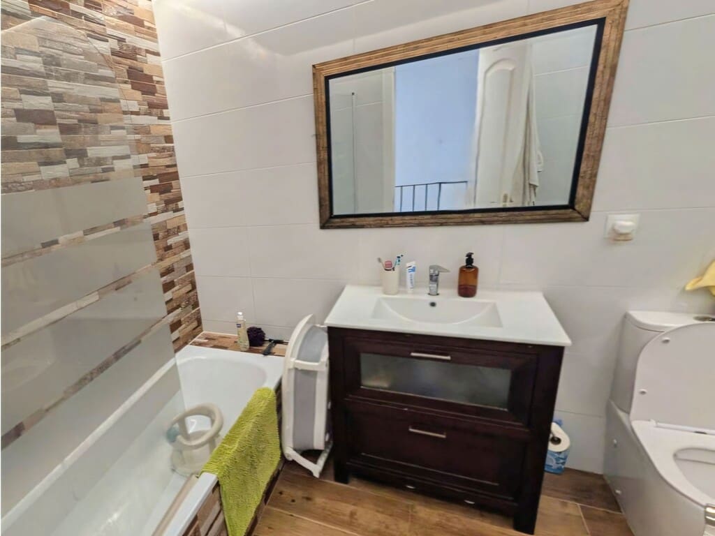 3 quarto Casa em Banda para venda em Riviera del Sol com piscina - 415 000 € (Ref: 10085570)