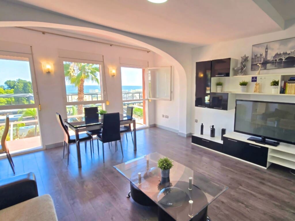 3 makuuhuone Kattohuoneisto myytävänä paikassa Torremolinos mukana uima-altaan 
autotalli - 385 000 € (Ref: 10088942)