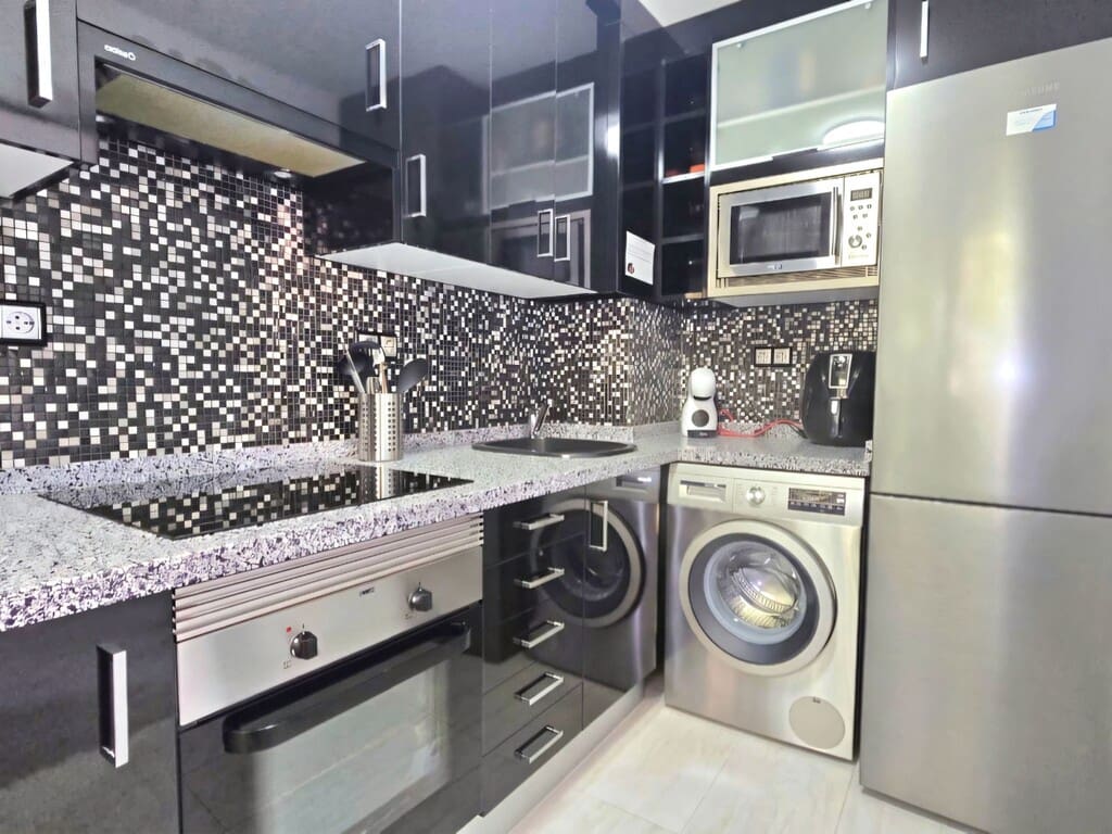 3 makuuhuone Kattohuoneisto myytävänä paikassa Torremolinos mukana uima-altaan 
autotalli - 385 000 € (Ref: 10088942)
